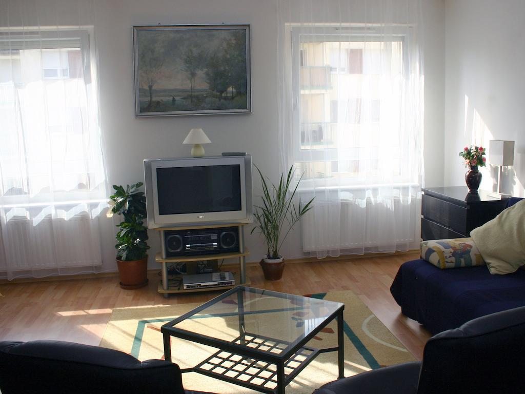 Arriva Apartment, Optional Indoor Parking Βουδαπέστη Δωμάτιο φωτογραφία